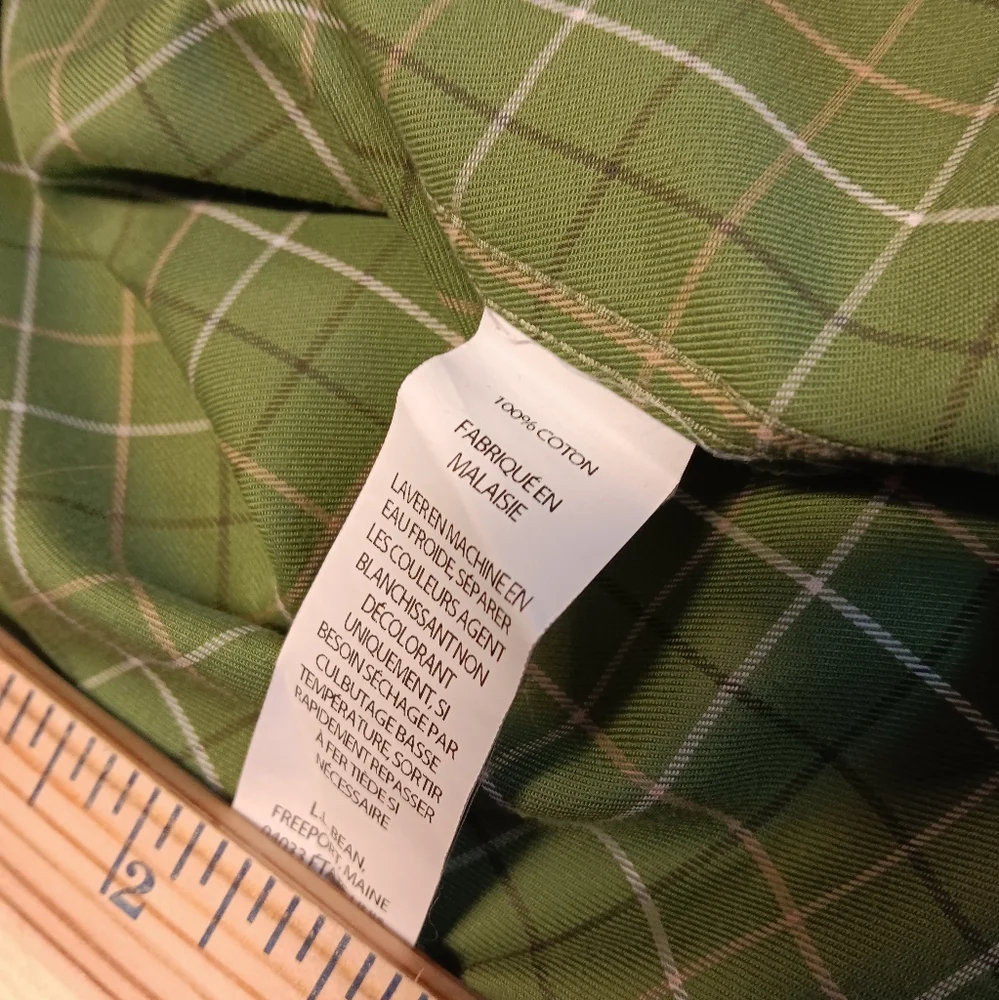 L.L. BEAN MEN'S SIZE XL TRADITIONAL FIT LONG SLEEVE GREEN PLAID DRESS SHIRT. - Picture 5 of 6